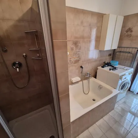 Ciasa Leni アパート