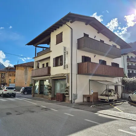 Ciasa Leni Lägenhet *